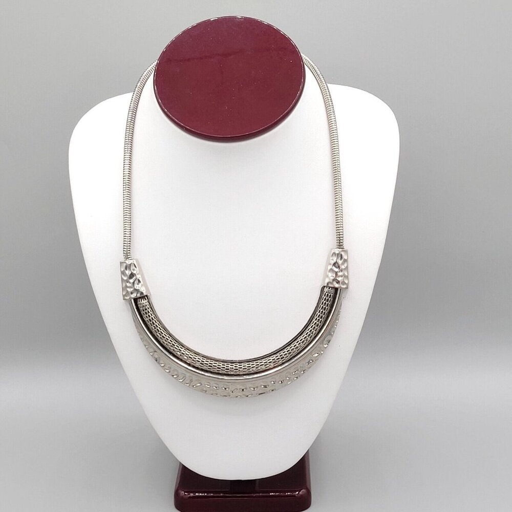 Womens Silver Tone Stamped Metal Crescent Mesh Snake Chain Collar Necklace